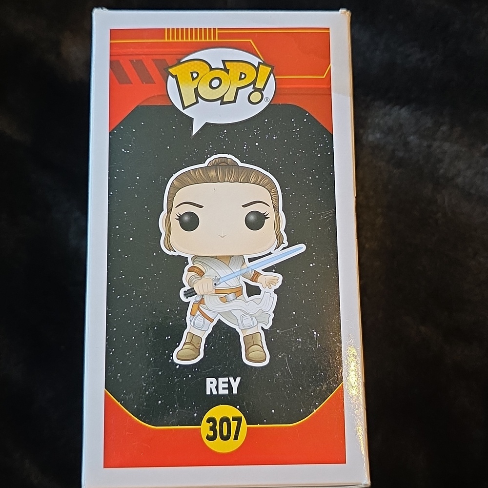 Star Wars Rey Funko Pop - Picture 4 of 5